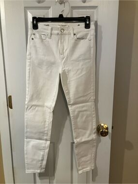 Liverpool White Women's Skinny Jeans - Slim Fit